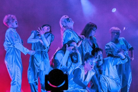 the_knife_live_by_ian_pearce